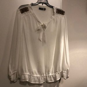 Beautiful polyester blouse